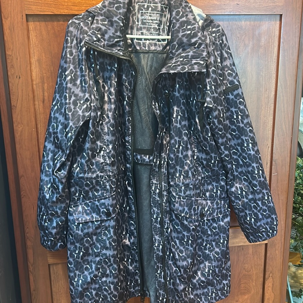 Lucky‎ Brand rain jacket windbreaker water resistant hooded leopard print…